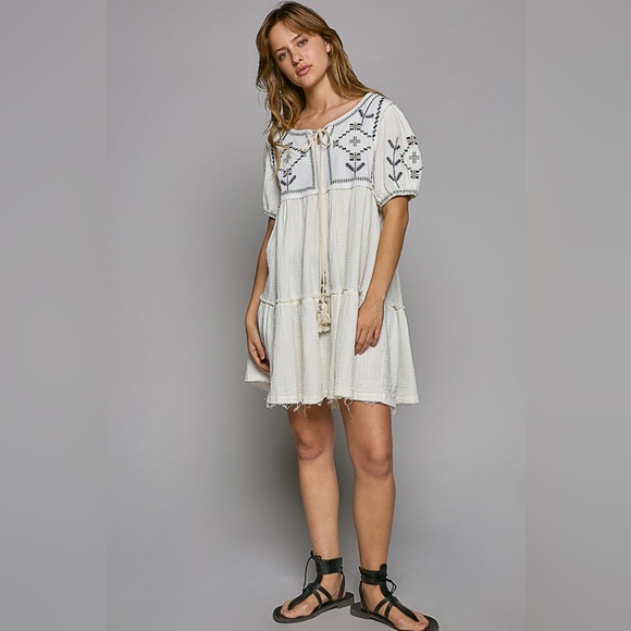 44. POL 🛑 COST!LAST 1!! Midi Dress White Embroidered Aztec Gauze tunic - Picture 6 of 8